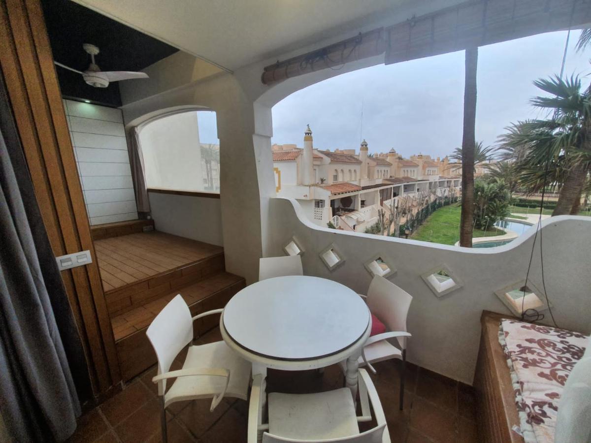 Bungalows Del Golf Almerimar Eksteriør billede
